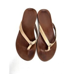 Olukai Women's Aukai Leather Flip Flop Sz 10 Gold Beach